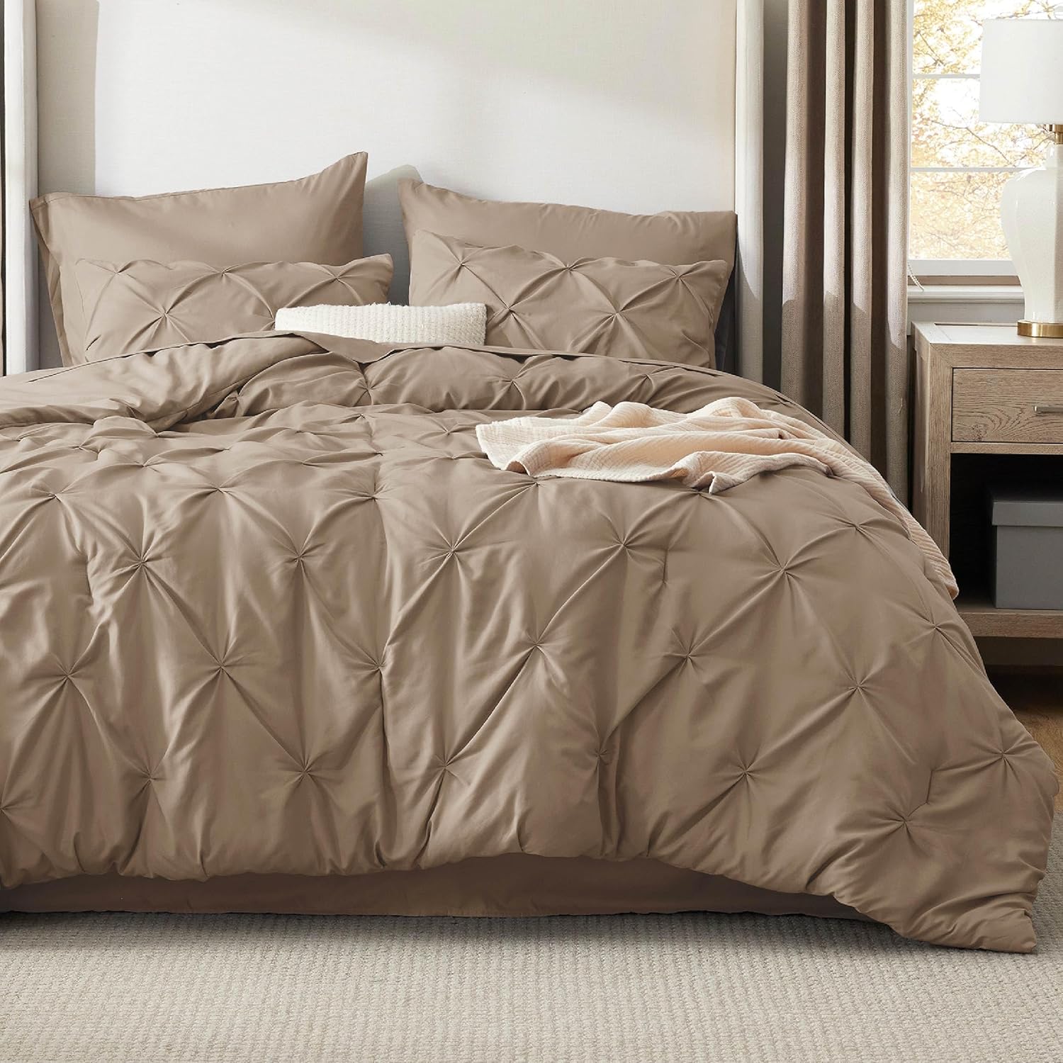 Exceptional Bedsure King Size Comforter Set, Luxurious Bed in a Bag Bedding Set,...